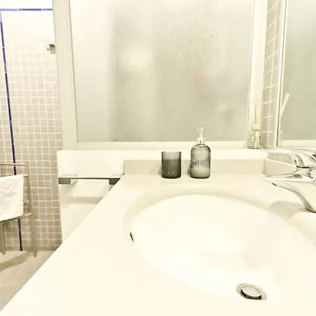 Living - San Salvario Apartment Turin